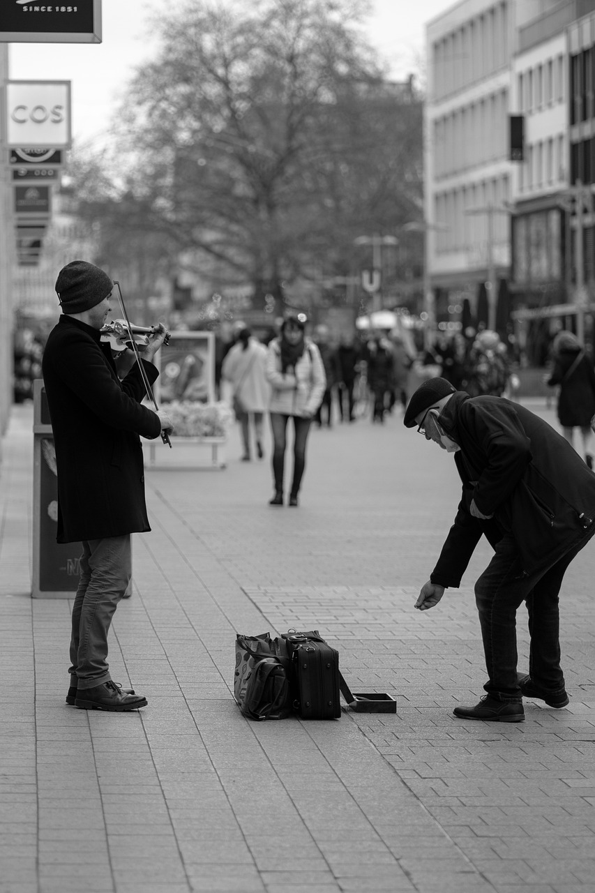 music, violin, street musician-6903972.jpg